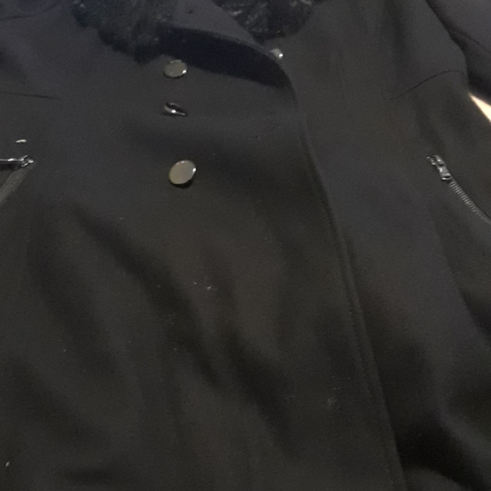 Coat - Picture 2 of 4